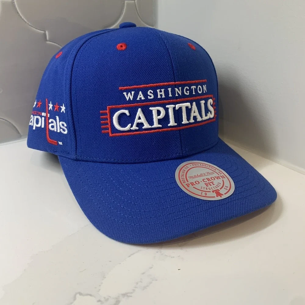 Mitchell & Ness Washington Capitals NHL Adjustable Blue Snapback Cap Hat OSFM